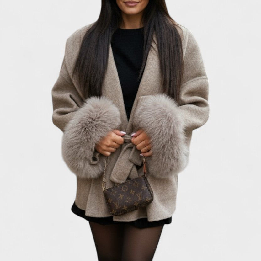 Dagmar™ | Elegantní kabát s eko kožešinou